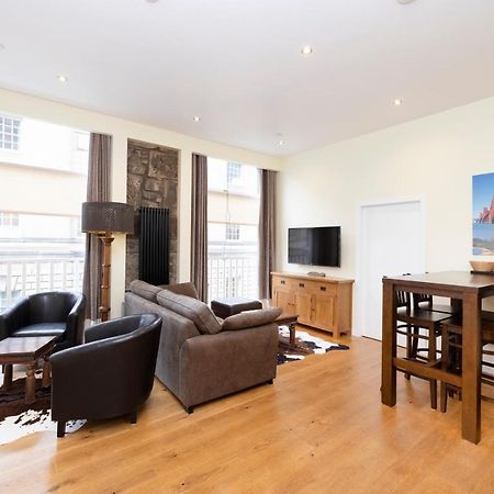 דירות אדינבורו Joivy 1 Bed Flat In Old Town, Next To St Giles Cathedral מראה חיצוני תמונה