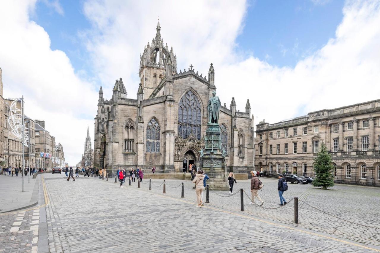 דירות אדינבורו Joivy 1 Bed Flat In Old Town, Next To St Giles Cathedral מראה חיצוני תמונה