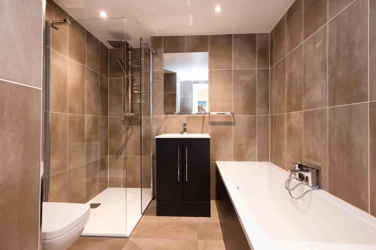 דירות אדינבורו Joivy 1 Bed Flat In Old Town, Next To St Giles Cathedral מראה חיצוני תמונה